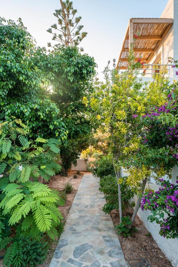 Okeanis Mystique South Aparthotel Ierápetra Exteriör bild
