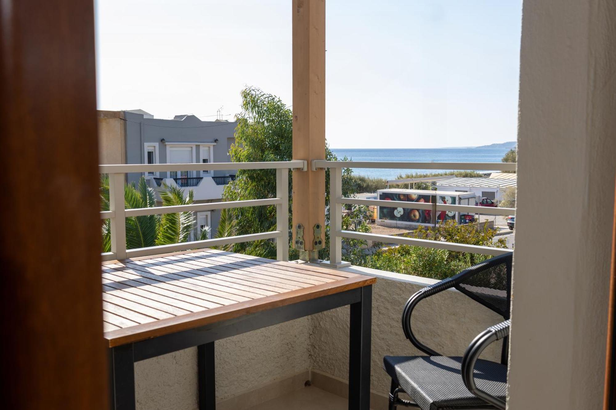 Okeanis Mystique South Aparthotel Ierápetra Exteriör bild